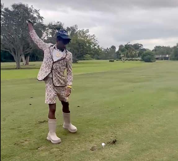 There's No Bigger Hell On Earth Situation To Find Yourself In Than Getting Paired With Antonio Brown On The Golf Course