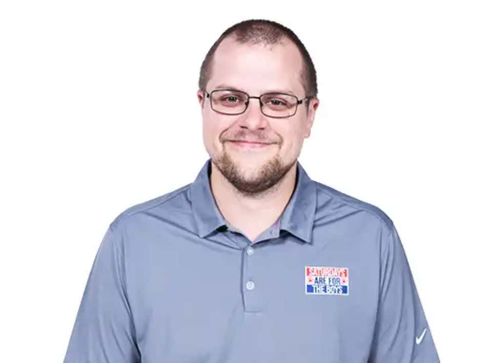 Helping Out The Biggest Losers At Barstool Barstool Sports