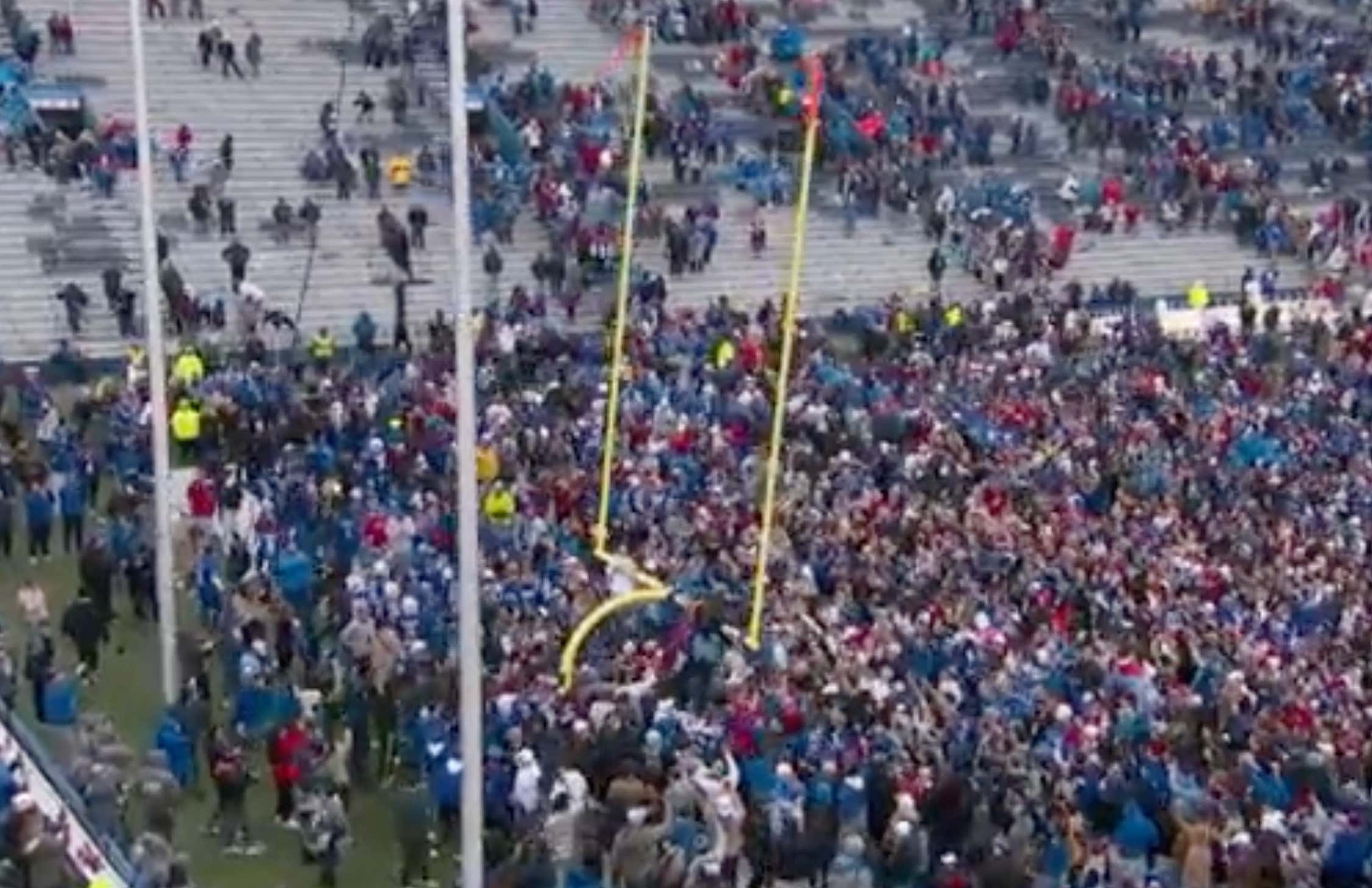 The Scenes In Lawrence, Kansas Are Absolutely Electric