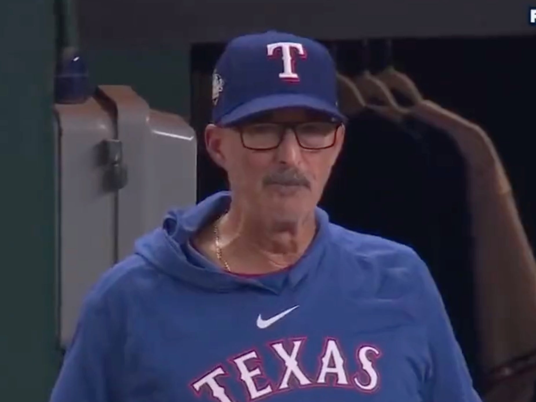 "Atta Boy You Dumb Fuck"-Rangers Pitching Coach Mike Maddux Heckled the Shit Out Of Tommy Pham For Getting Picked Off Of Second