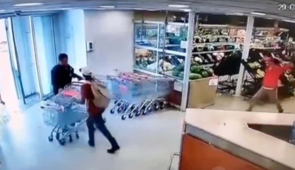 WATCH: A Badass Grocery Store Employee Stops A Shoplifter With A Deadly Coke Bottle Tomahawk To The Dome