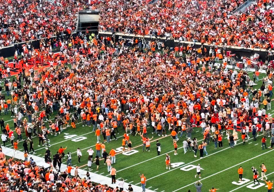 Oklahoma's Play Call On 4th Down Was So Sad And Pathetic It Brings Me A Massive Amount Of Joy Oklahoma State Just Sent Them Packing Out Of The Big 12