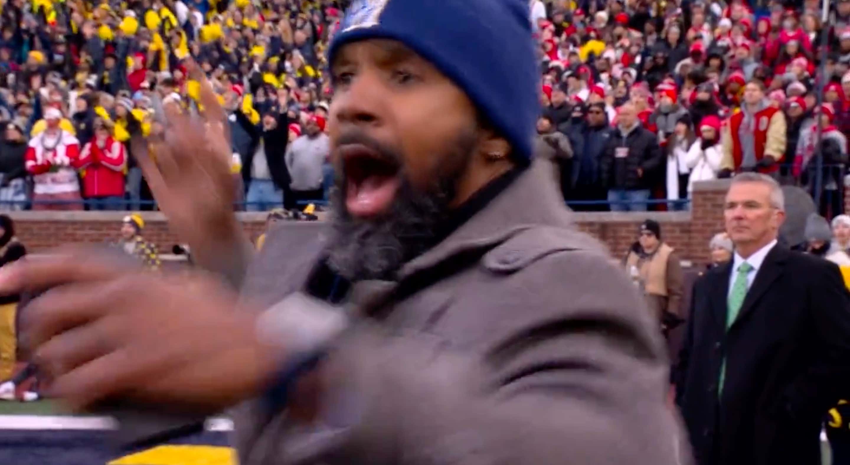 Charles Woodson Celebrating As Urban Meyer Sulks Is One Of The Best Clips Ever From The Michigan/Ohio State Game