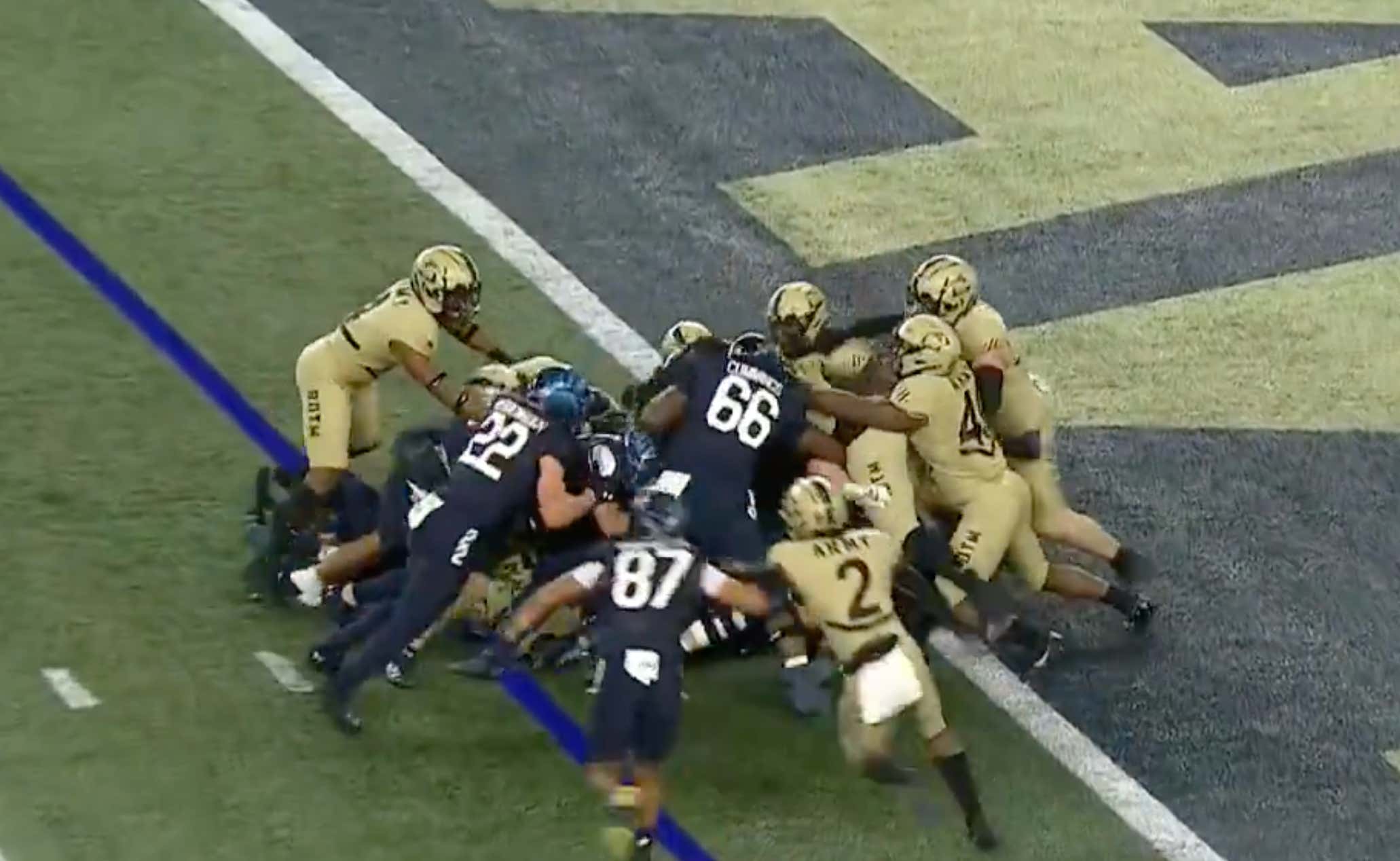 Navy's Potential Game-Tying Drive Ends Inside the 1-Yard Line With 3 Seconds Left