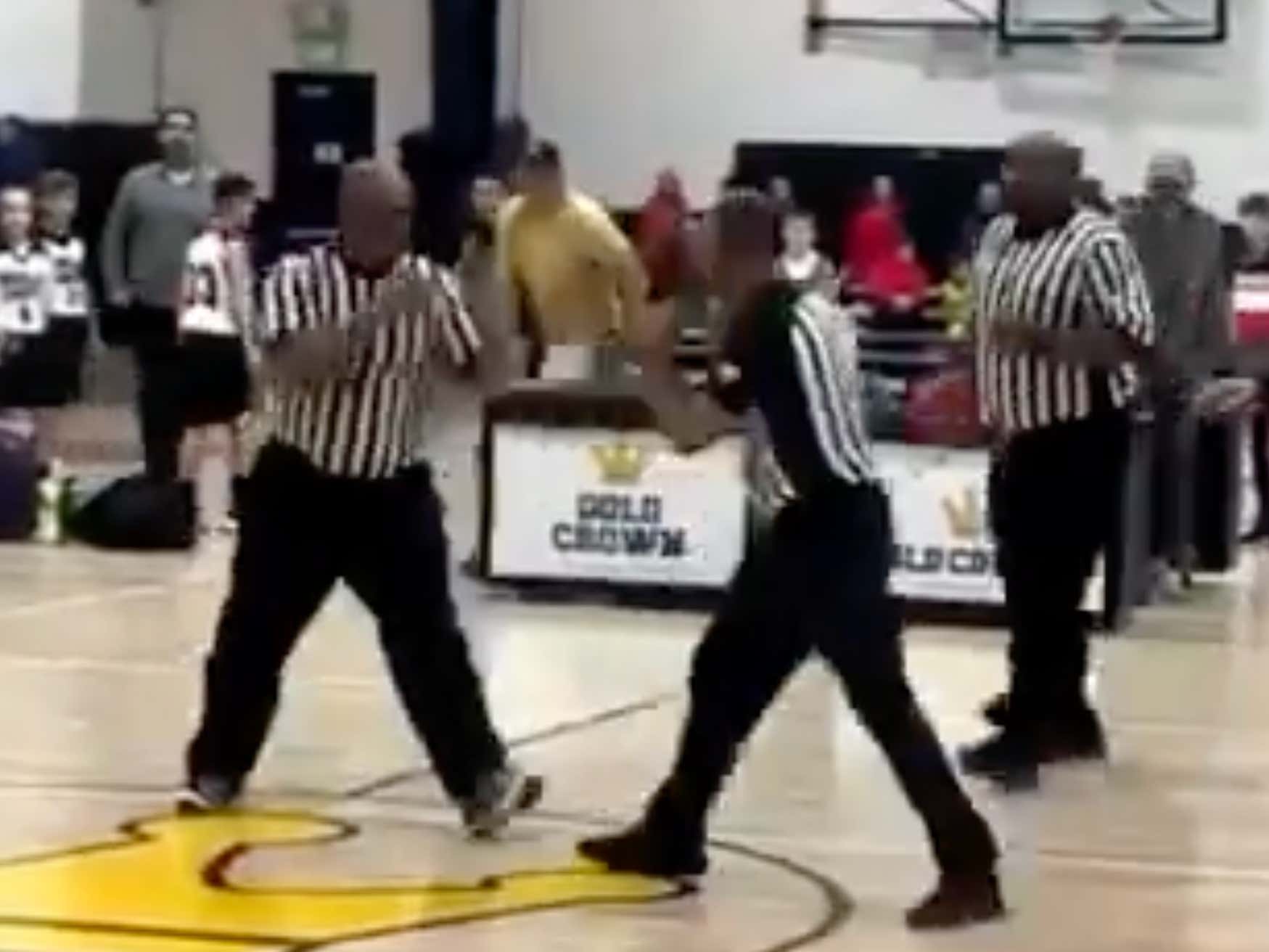 A Goddamn Ref Fight Broke Out At A 4TH GRADE Basketball Game | Barstool ...