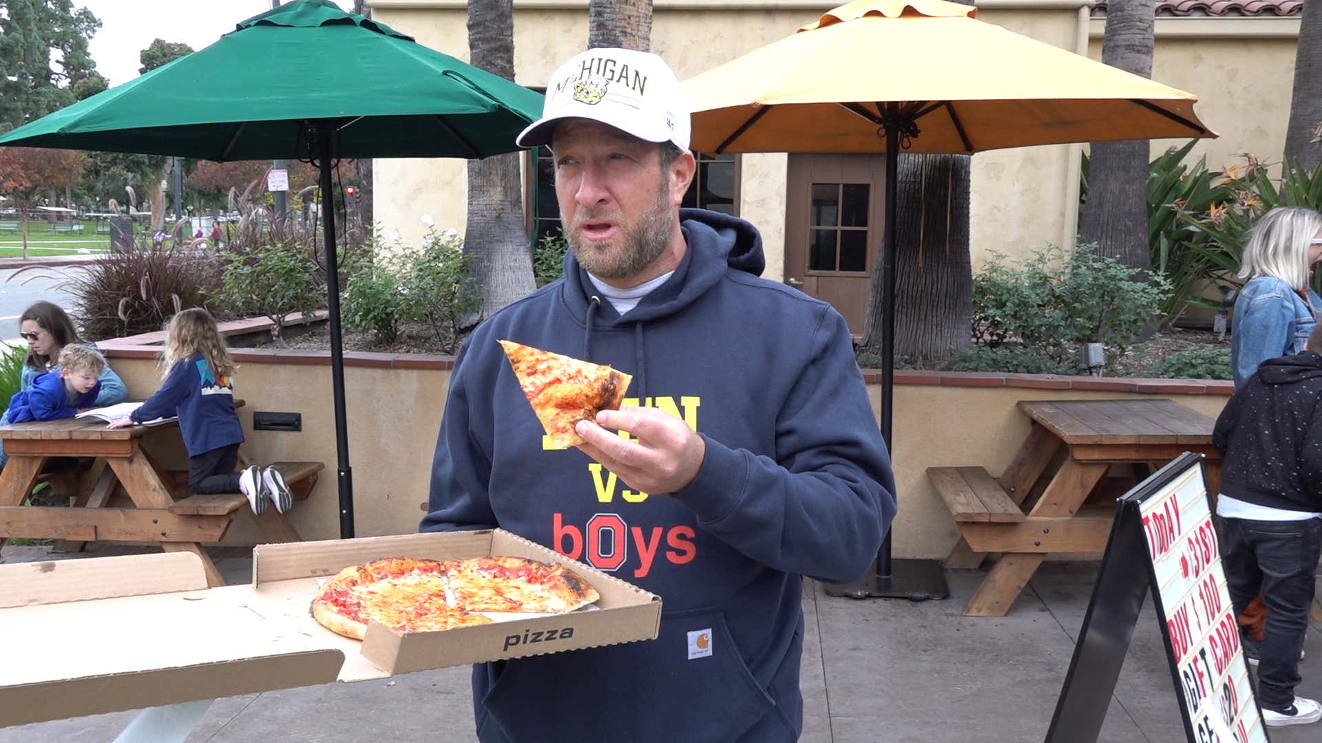 Barstool Pizza Review - The Luggage Room Pizzeria (Pasadena, CA) presented by Ted