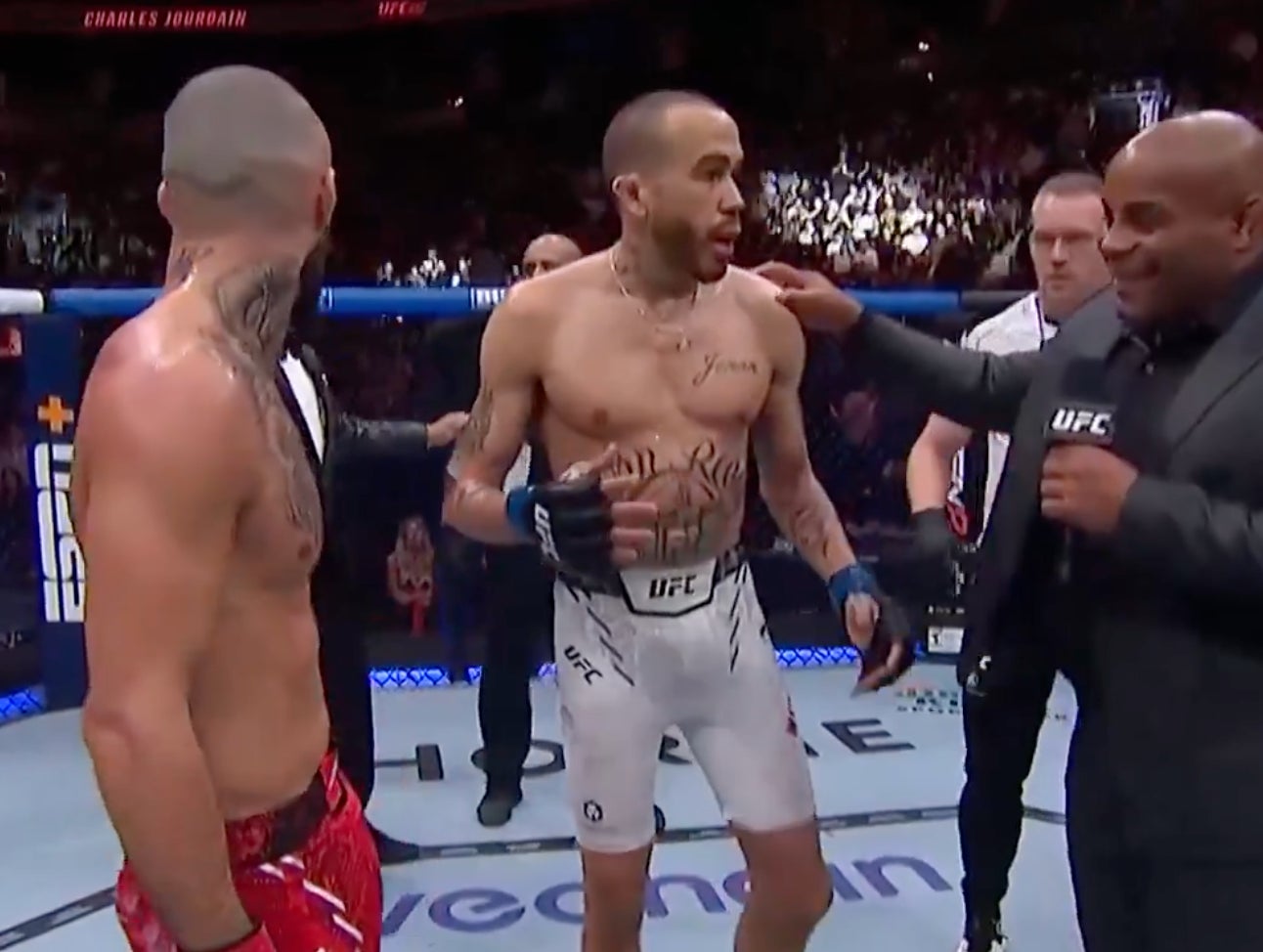 Ref Raises Wrong Fighter's Hand And Makes For A SUPER Awkward Decision Announcement