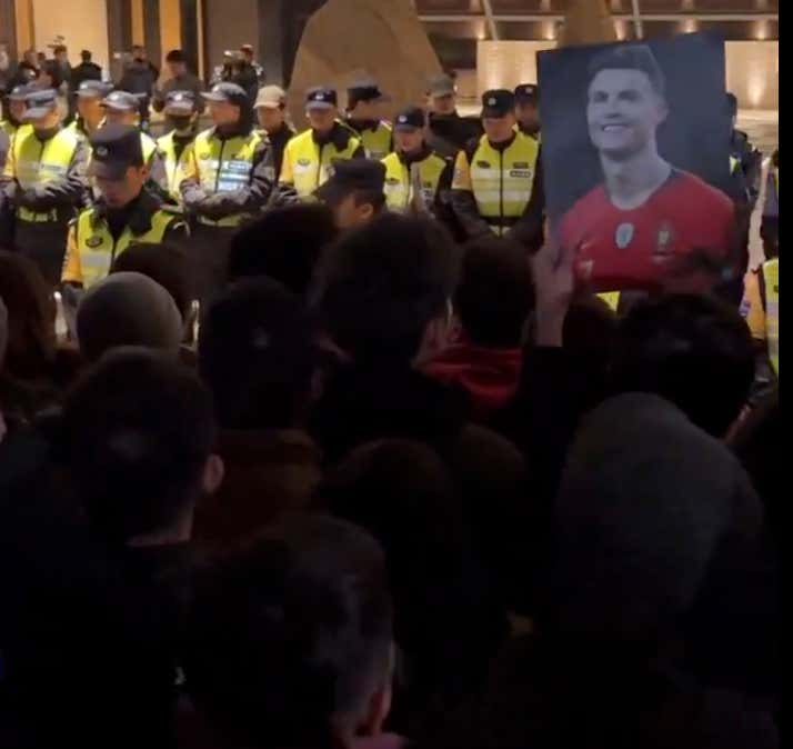 No Days Off: A Bunch Of Pissed Off Soccer Fans In China Stormed Al Nassr's Team Hotel After They Postponed Matches Because Ronaldo Is Hurt