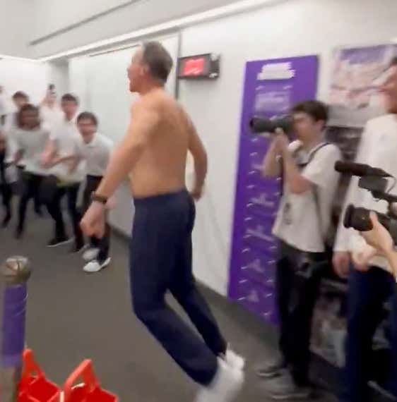 A Veteran Move: Chris Collins Goes Tarps Off For His Locker Room Celebration After Beating No. 10 Illinois