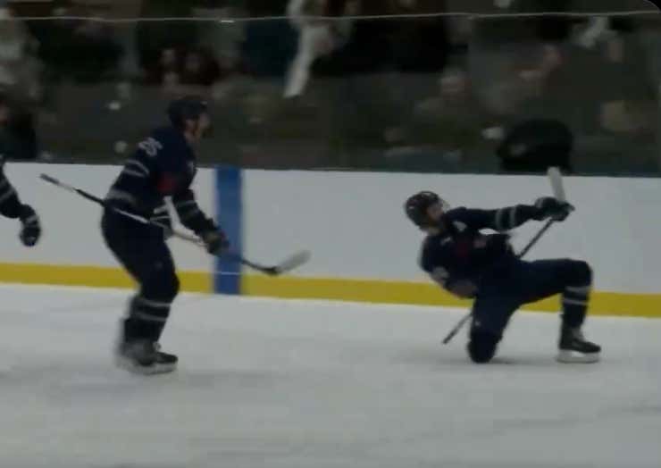 Gary Thorne Is Still Bringing Down The House With Electric High School Hockey Goal Calls