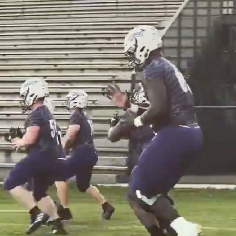 This High School Clip of Projected First Round Pick Amarius Mims Looks Patently Ridiculous