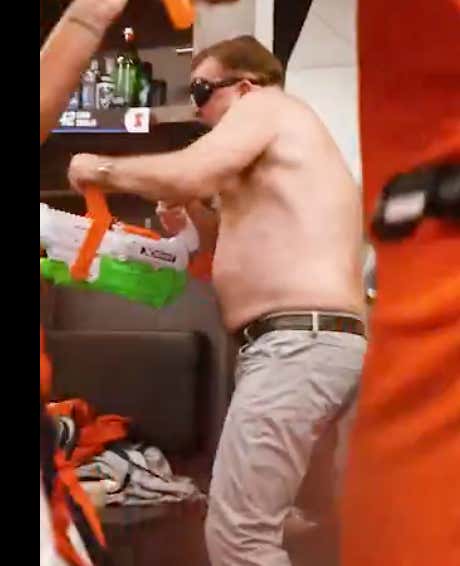 'That Was A Disgusting Scene, I Apologize' - Brad Underwood Should Never Say Sorry For Blasting His Bare Chest And Going Nuts In The Locker Room