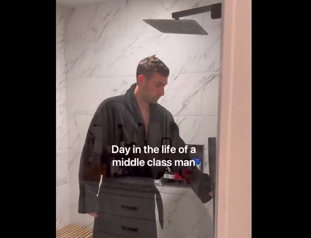 Internet Clowns Man For Living A Life 99.99% Of The World Would Consider Successful