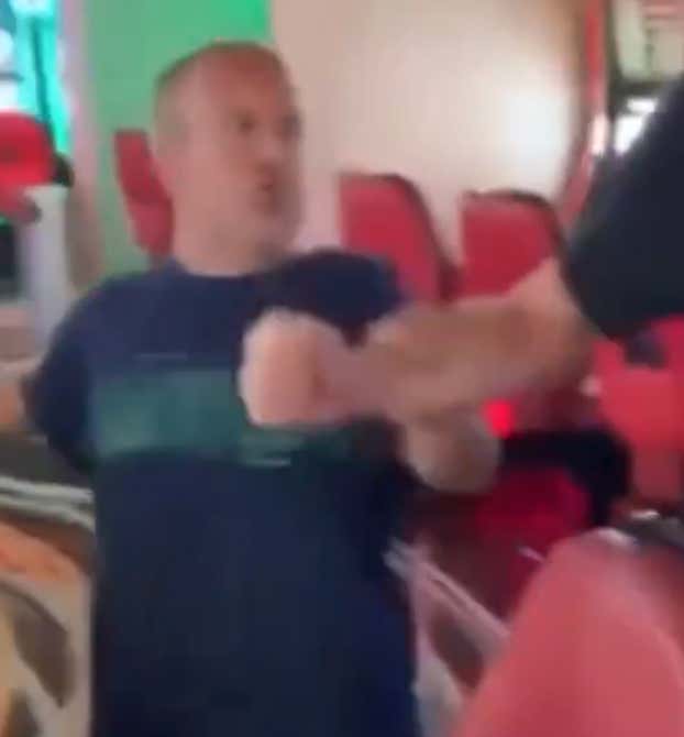 Holy Shit: The Viral Bagel Boss Guy From A Few Years Ago Is Back And He's Attacking People Inside A Casino