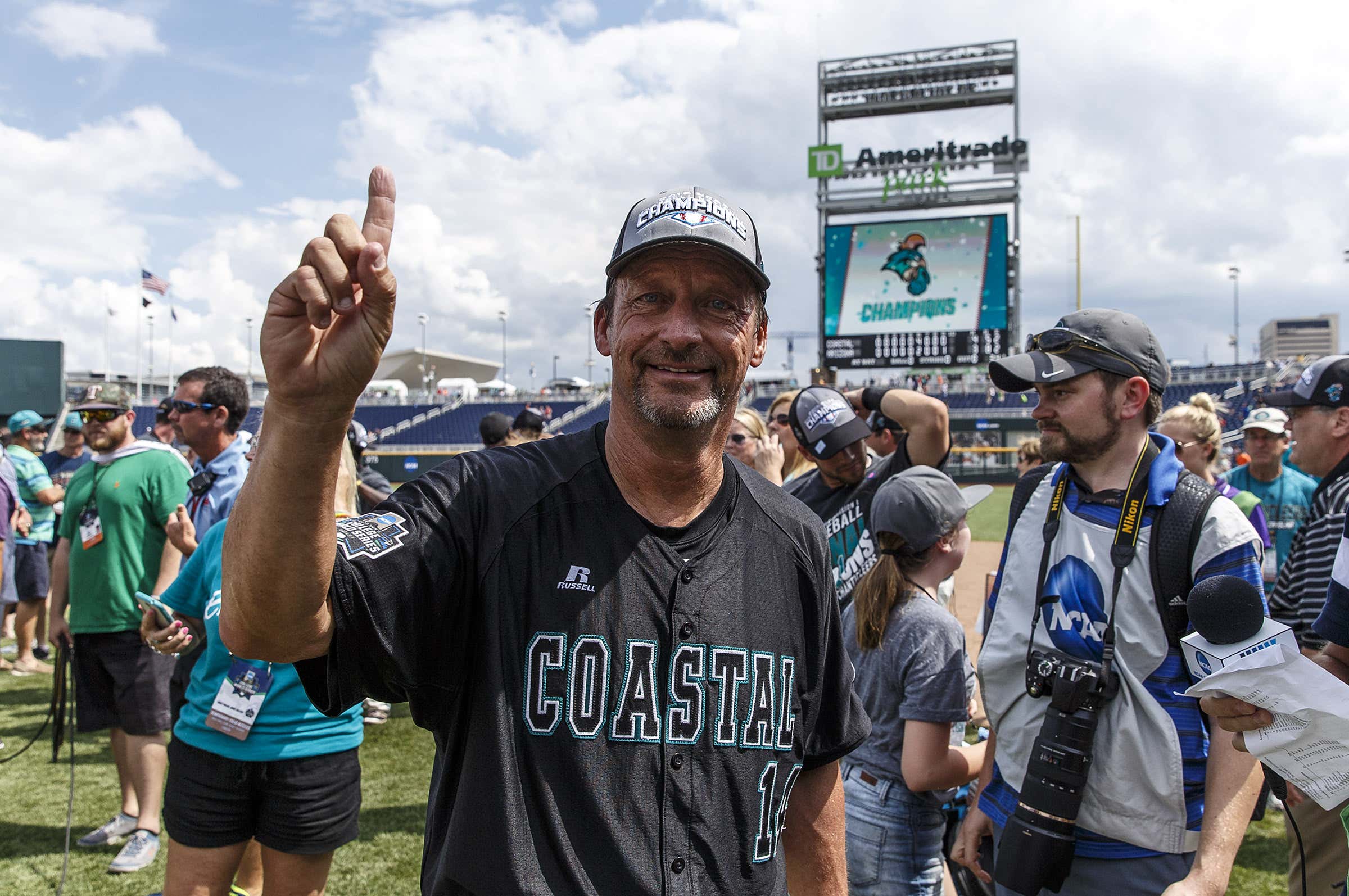 Coastal Carolina's HC Gary Gilmore Goes on an Anti-NIL Tirade That Demonstrates Just How Out of Touch these College Coaches Are