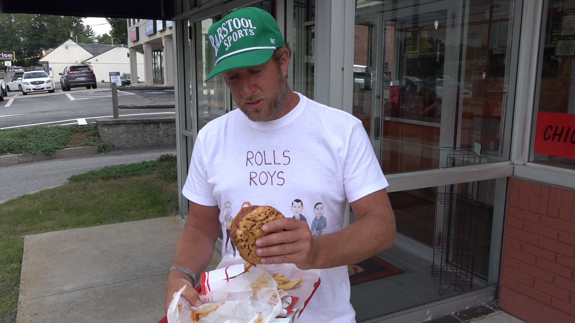 Barstool Beef Review - Simard's Super Roast Beef (Wilmington, MA)