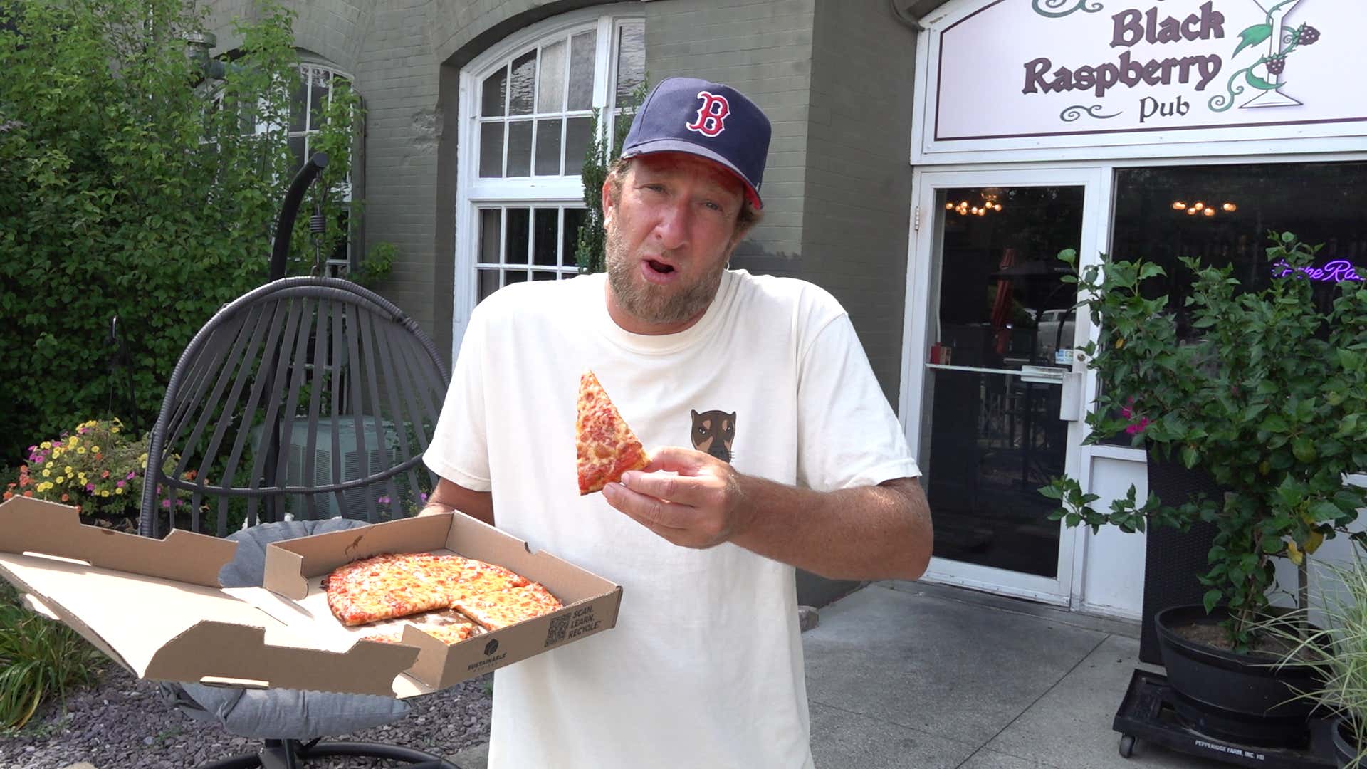 Barstool Pizza Review - Black Raspberry Pub (Plymouth, MA)