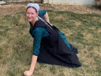 Shoutout To This Girl Who Gained 300K Followers on TikTok By Accidently Convincing The World She Was Amish