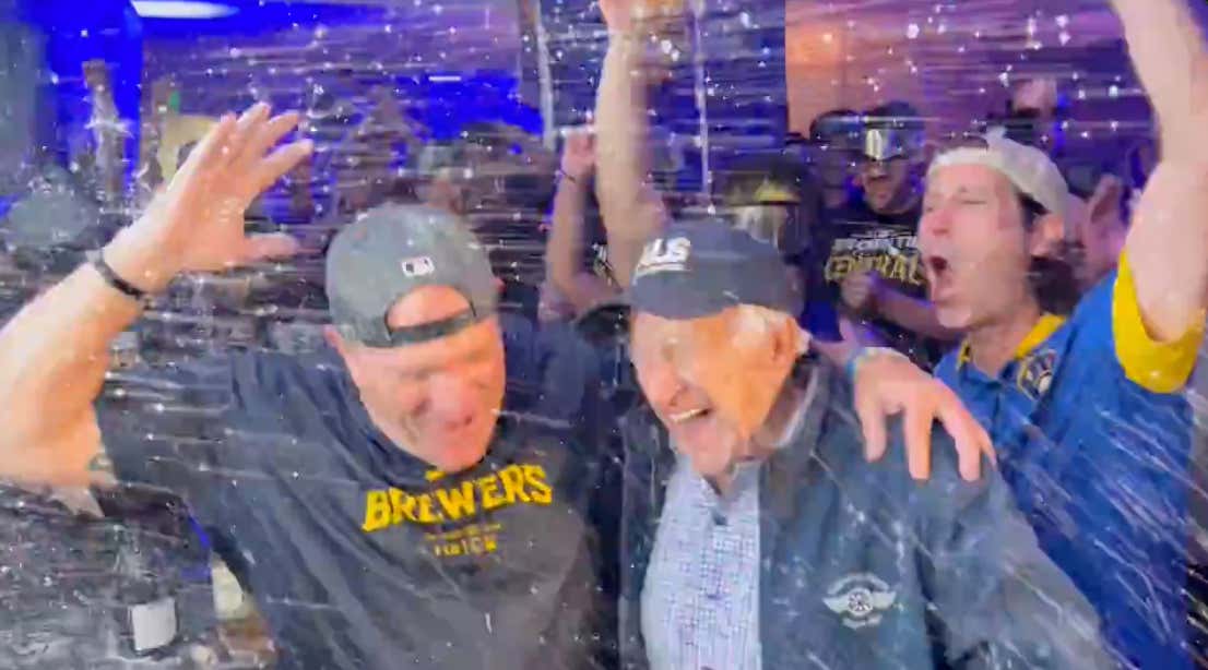 "I PEED MY PANTS" 90-Year Old Bob Uecker From The Middle Of The Brewers Clubhouse Celebration