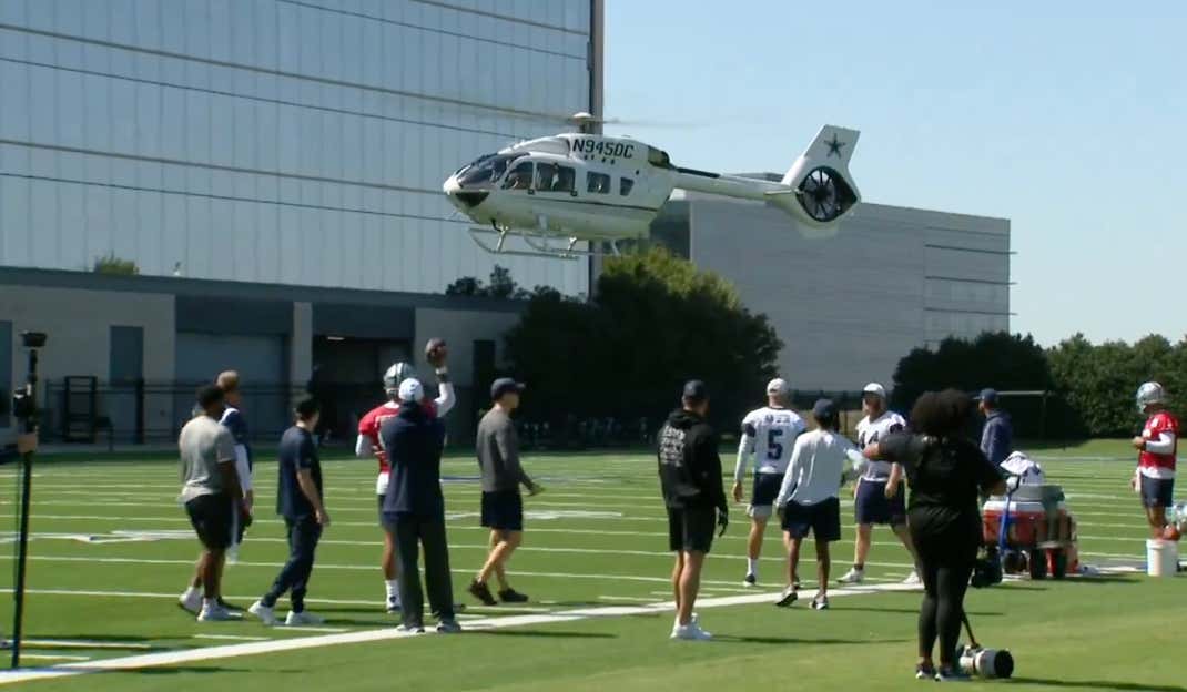Jerry Jones Clearly Doesn't Care The Cowboys Are 2-2, Stops Practice So He Can Land His Helicopter In The Middle Of The Field