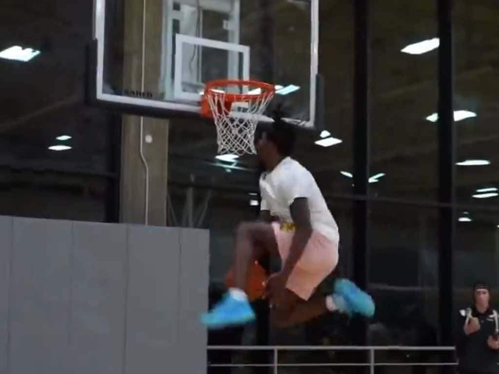 Travis Hunter May Very Well Start For Colorado Basketball After Clips