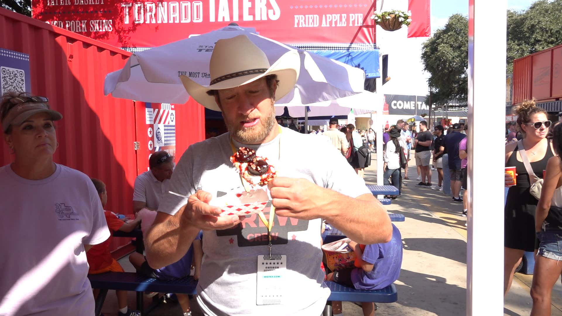 State Fair of Texas Review - Fried PB&J & Nevins Ice Cream Nutty Bar (Dallas, TX)