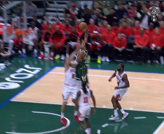 Giannis Showed No Regard For Human Life And Sent Nikola Vucevic To The Center Of The Earth