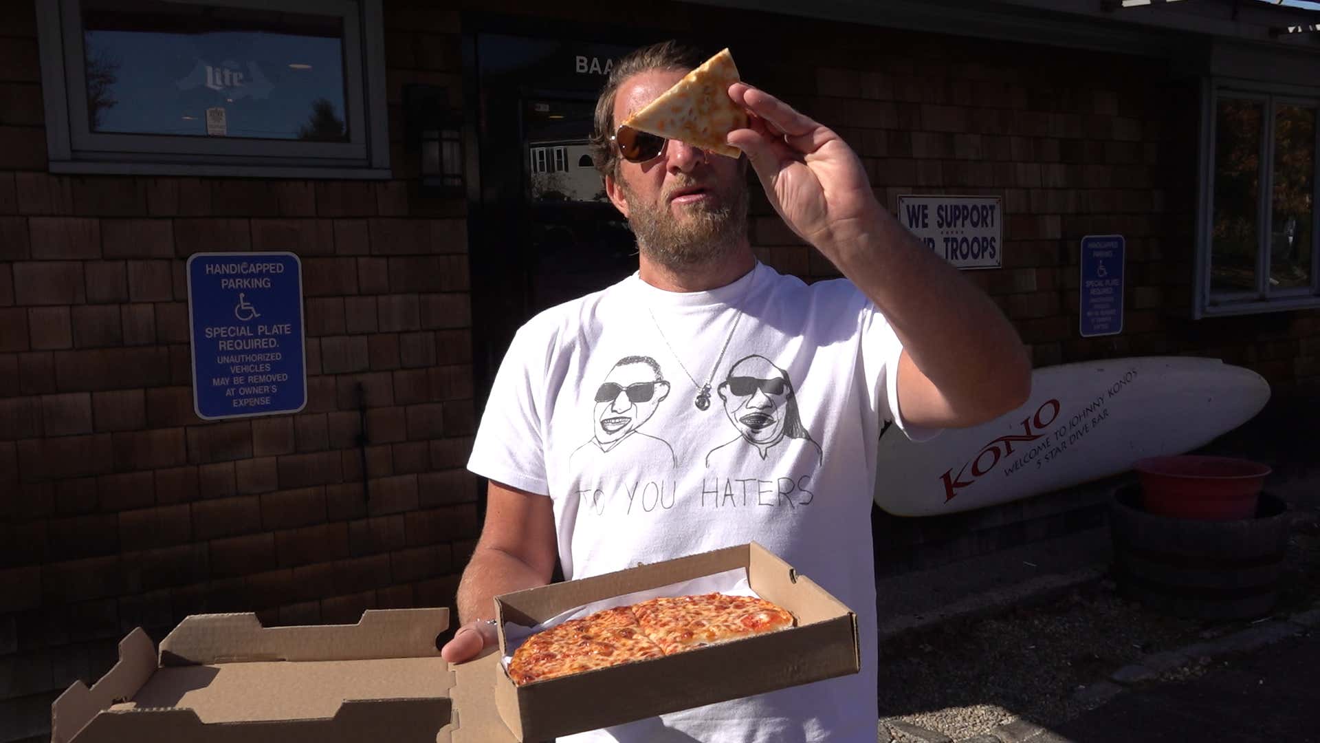 Barstool Pizza Review Johnny Kono's Bar & Grill (Weymouth, MA