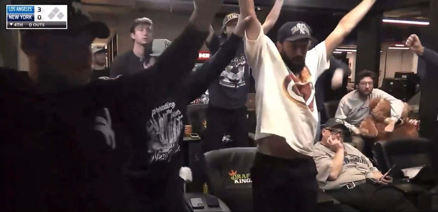 I Can’t Stop Laughing At The Yankees Fans In The Gambling Cave Going Crazy For This Aaron Judge Fly Out That Came No Where Close To Going Out