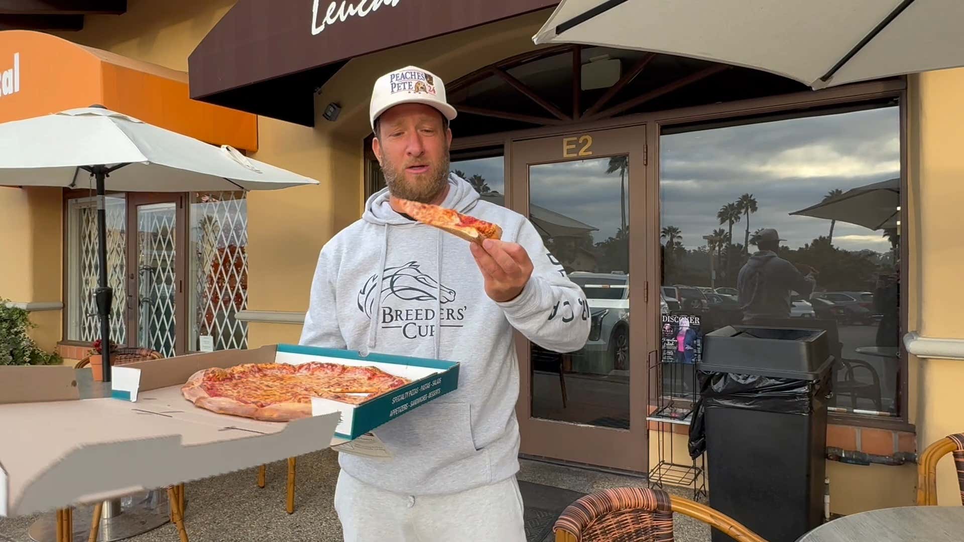 Barstool Pizza Review - Leucadia Pizzeria (Santa Fe, CA)