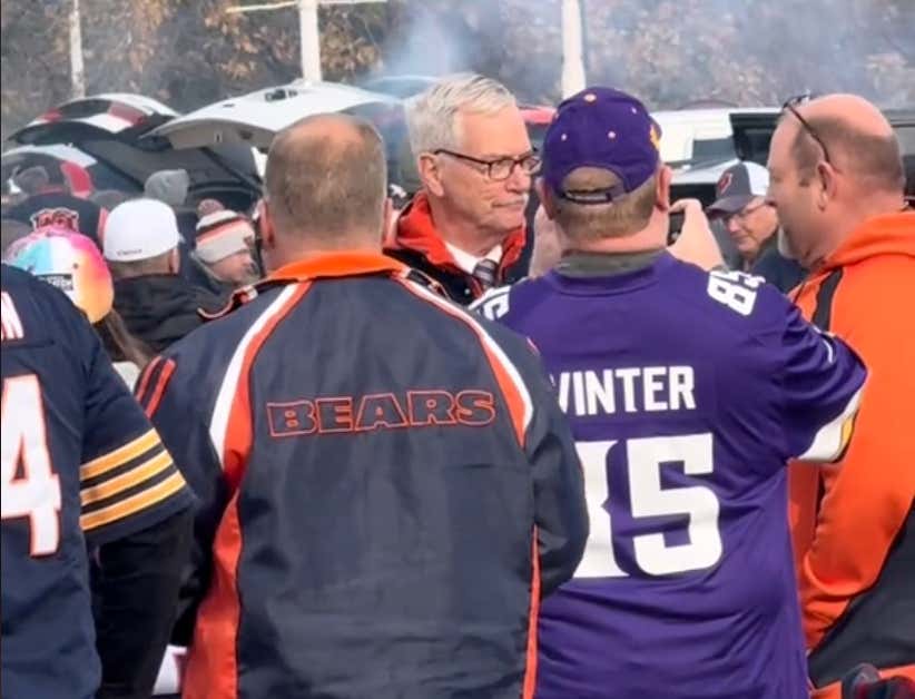 George McCaskey Walked The Tailgates Today And Talked To Some Fans
