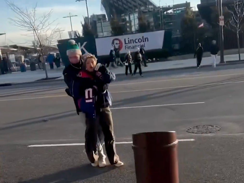 Watch As A Group Of Small Child Eagles Fans Turns This Grown Adult Giants Fan Into A Crying Puddle Of Mush