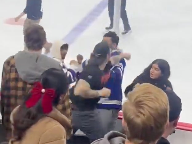 Flyers Fan Tries To Get A Contract With The Team By Sucker Punching A Couple Of Maple Leafs Fans