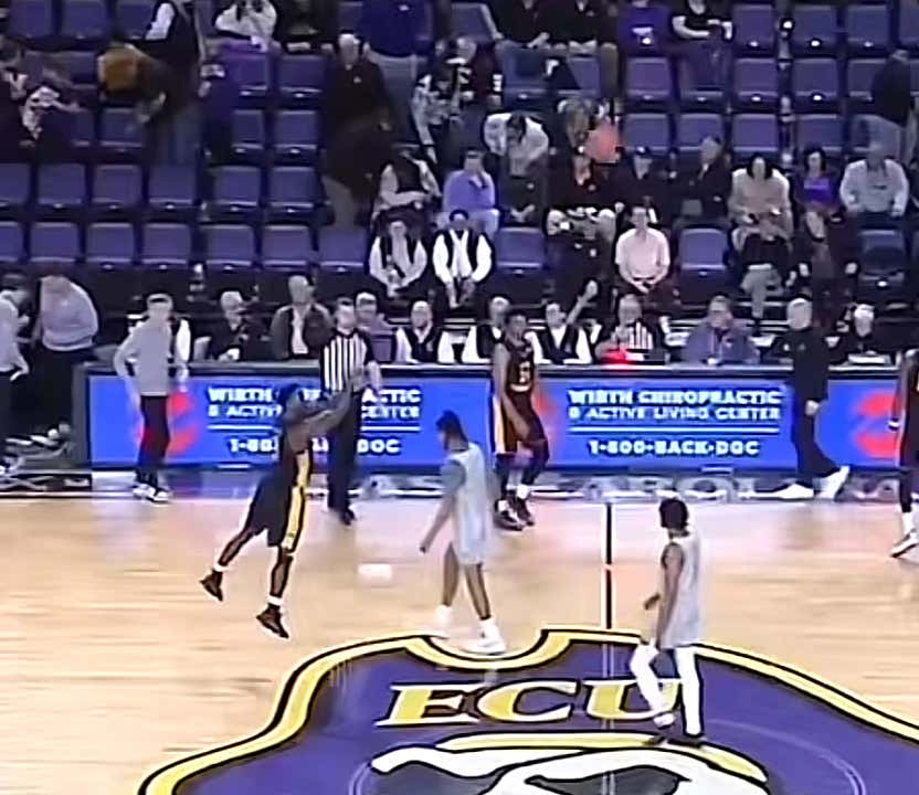 We Have A Front Runner For Bad Beat Of The Year If Not The Century Last Night