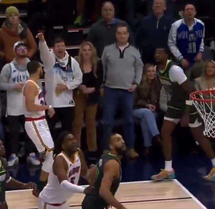 A Couple Of Wolves Fans Learned Exactly Why You Have To Be Certifiably Insane To Chirp Steph Curry