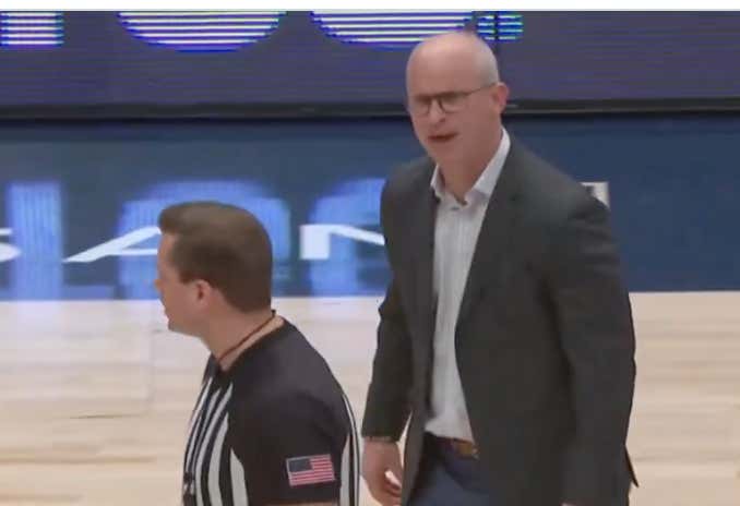'Don't Turn Your Back On Me. I'm The Best Coach In The Fucking Sport' - Dan Hurley Is Fully Embracing His Villain Role, Dropped His Best Rant To A Ref Yet