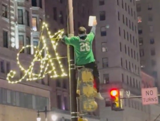 No Lightpole In Philadelphia Is Safe For The Next Two Weeks