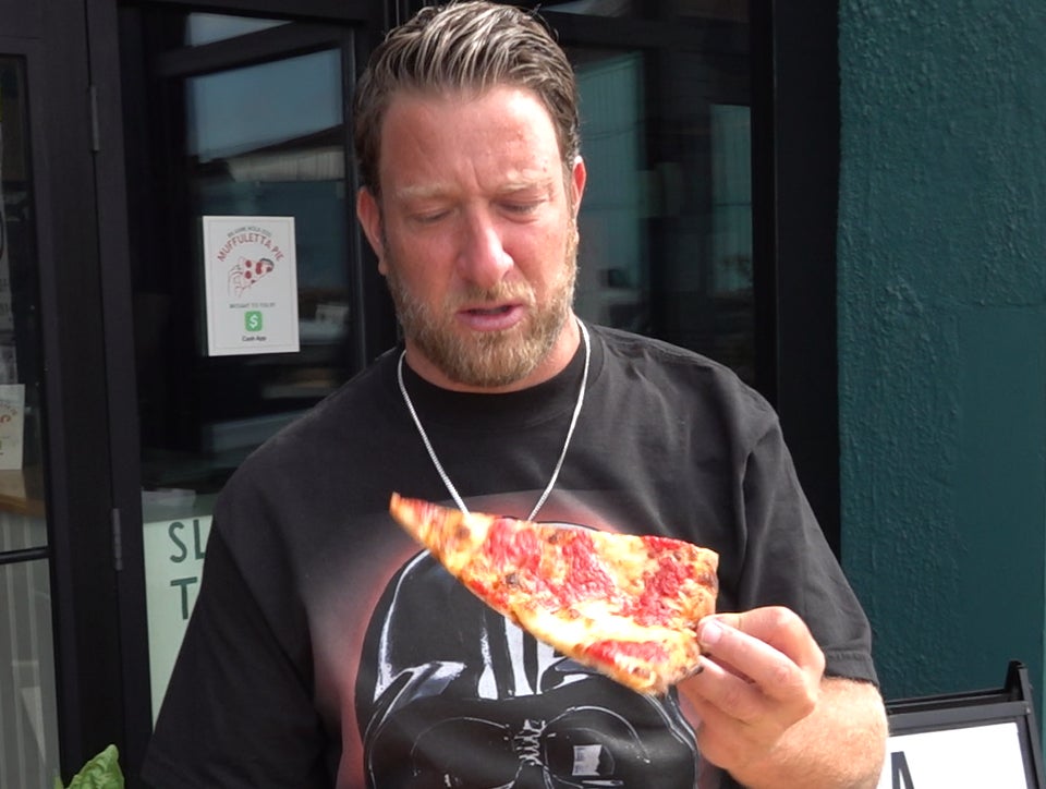 Barstool Pizza Review - St. Pizza (New Orleans, LA)
