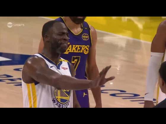 Despite His Earlier Claims That He Was A Changed Man, Draymond Green Basically Threatened To Knock Out A Ref For Getting In His Face