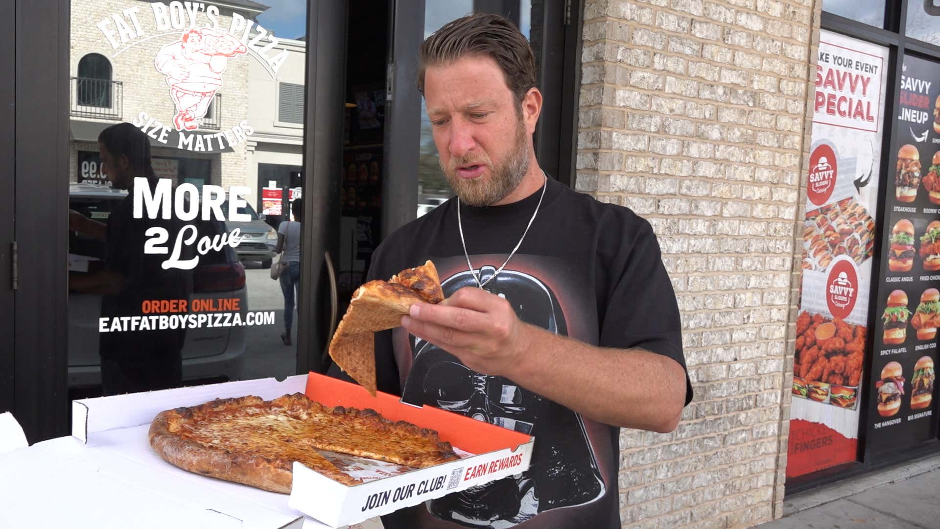Barstool Pizza Review - Fat Boy's Pizza (Metairie, LA) presented by DraftKings