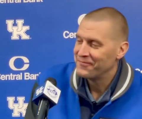 'This Is Embarrassing' - Mark Pope Gave A Perfect Answer Making Fun Of All The Idiots Who Keep Falling For The SEC Is 82-82 In Conference Play
