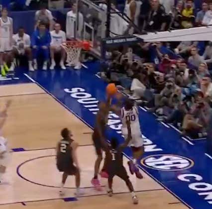 Otega Oweh Rips Oklahoma's Heart And Soul Out (Again), Is Quickly Becoming A Kentucky Hero