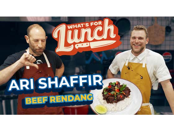 Ari Shaffir Challenges Chef Donny To Cook Beef Rendang