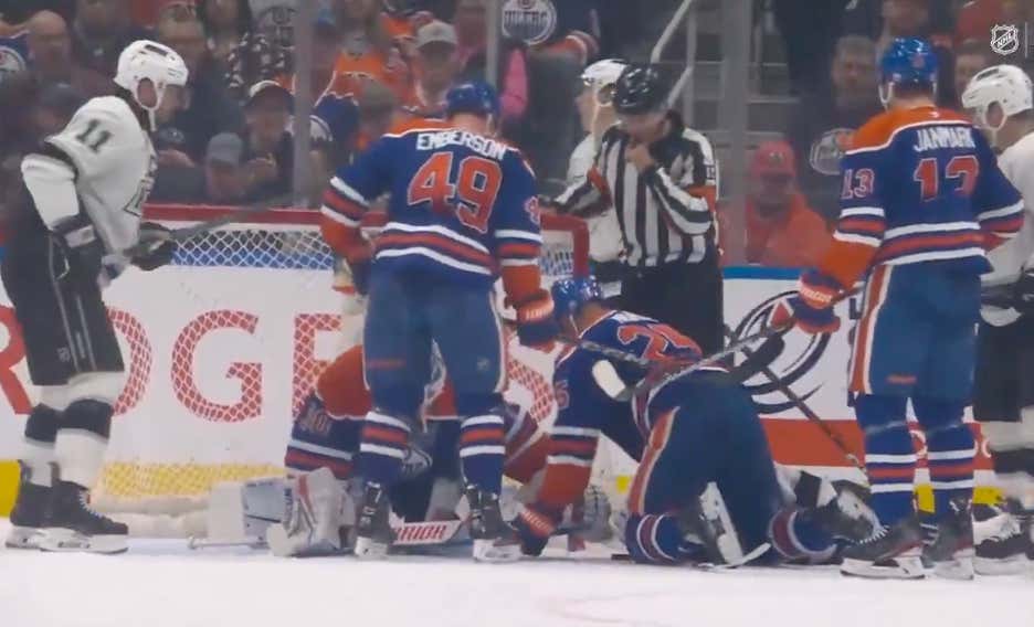 The Oilers vs Kings Stanley Cup Playoffs Series Is Setting Up To Be A Massive Shit Show With Guys Already Cross-Checking Each Other's Faces Into The Ice
