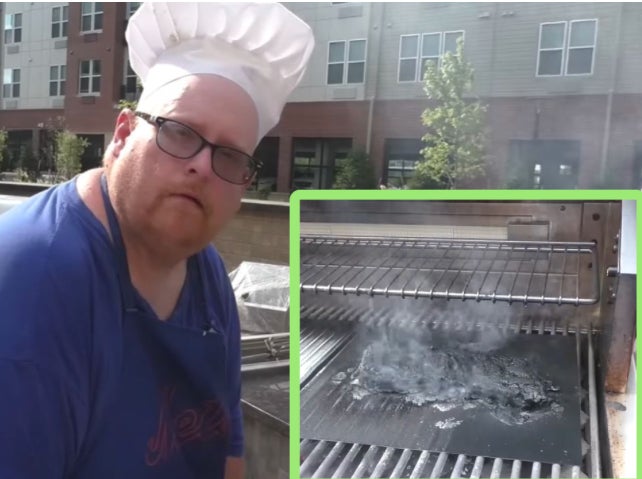 Watch: 5 Star Chef Cooks His Ribs At 700 Degrees And It Charred Up WHAT THE FUCK! Anudder Happy MDW To Everyone Eating GOOD Out There