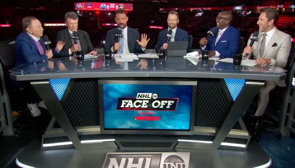 Gary Bettman Went Ahead And Gave Biz An All-Time Pee Pee Whack About NHL Teams Benefiting From No-State Tax