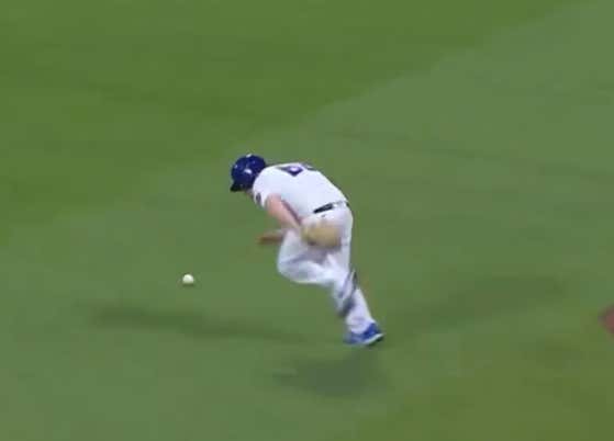 The Mets Ball Boy Is Having A Rough Night