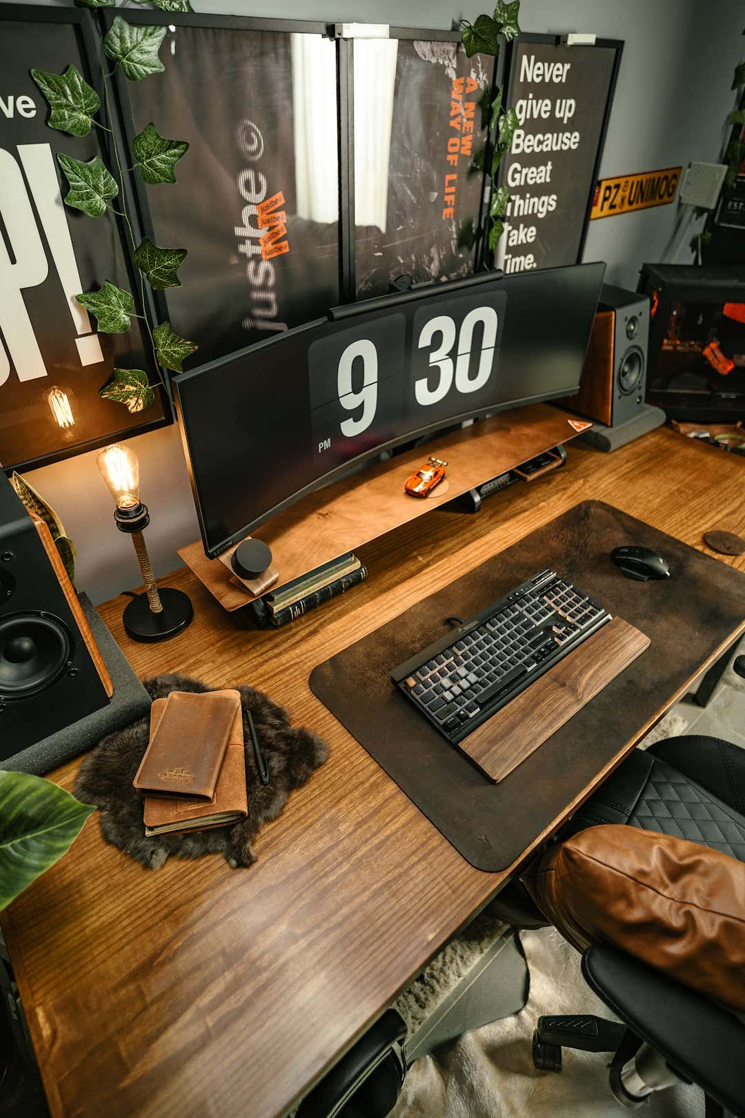 Receptionist Arrested After Failing to Inform Employer They Were Accidentally Paying Her $450K Salary for a Year, Now Facing Grand Theft & Money Laundering Charges