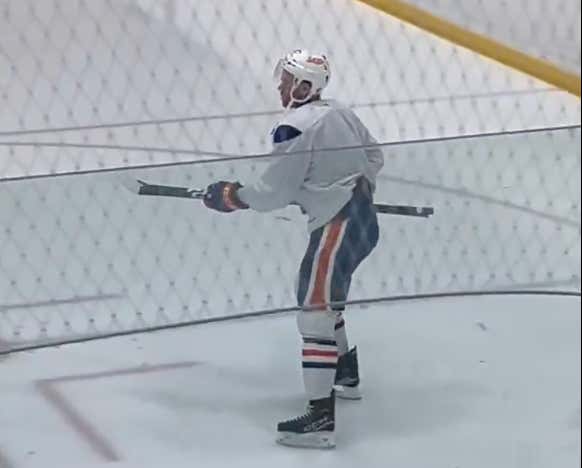Connor McDavid and Leon Draisaitl Lose The Big One Again After Showing Up To Random Beer League Game In Newmarket And Scoring 0 Goals