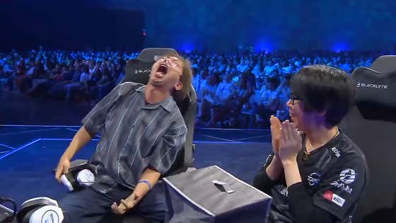 It Just Means More: Pro E-Sports Player Looks Like He Took On The Suffering Of A Thousand Souls After Losing Semifinal Match